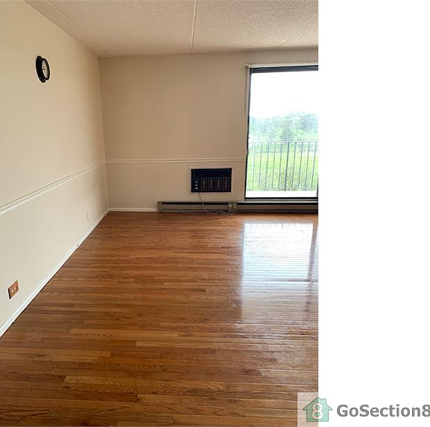2nd image of 9078 W Heathwood Dr