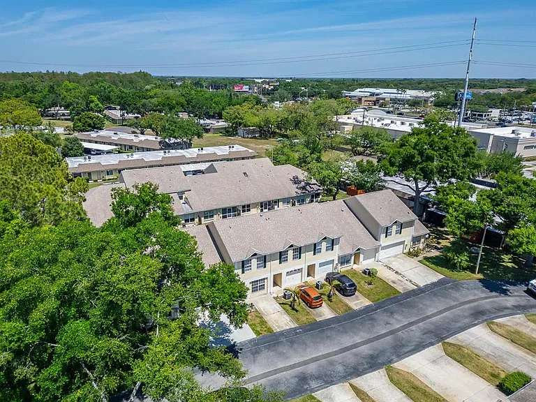 658 Green Valley Rd #B3 — Photo 38