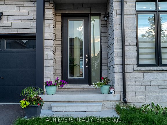 3rd image of 47 Daffodil Rd
