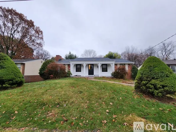 230 Wallingford Dr, Pittsburgh, PA 15237