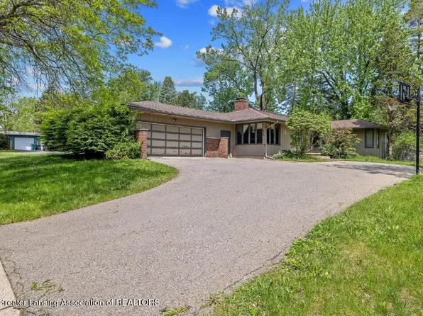 1517/1519 Cambria Dr, East Lansing, MI 48823