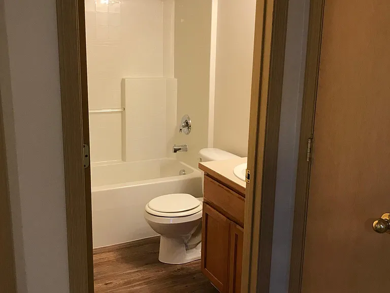 813 N Coach Ln — Photo 20