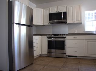 390 38th St, Oakland, CA 94609