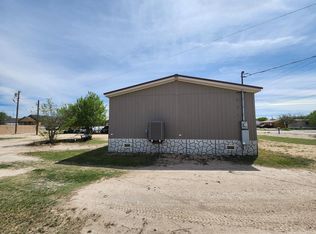 305 S Main Ave, Big Lake, TX 76932