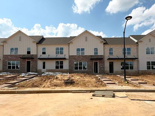6893 Talcott Ln, Bartlett, TN 38133