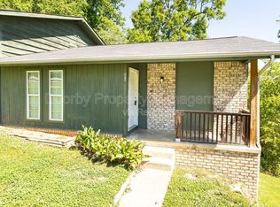 901 Forest Dale Ln #B, Hixson, TN 37343