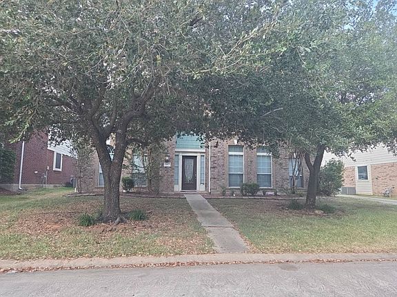 3rd image of 19402 Creek Bend Dr