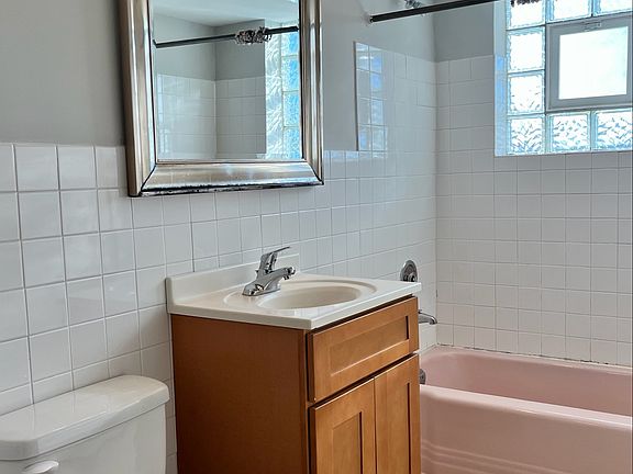 4th image of 1829 N 19th Ave #31