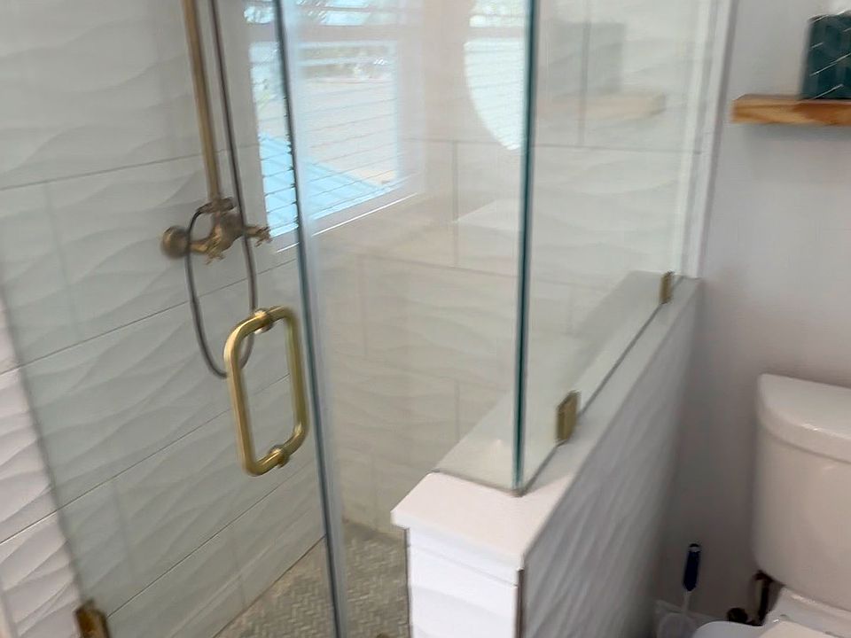1st image of 3114 Dupont St S #3114