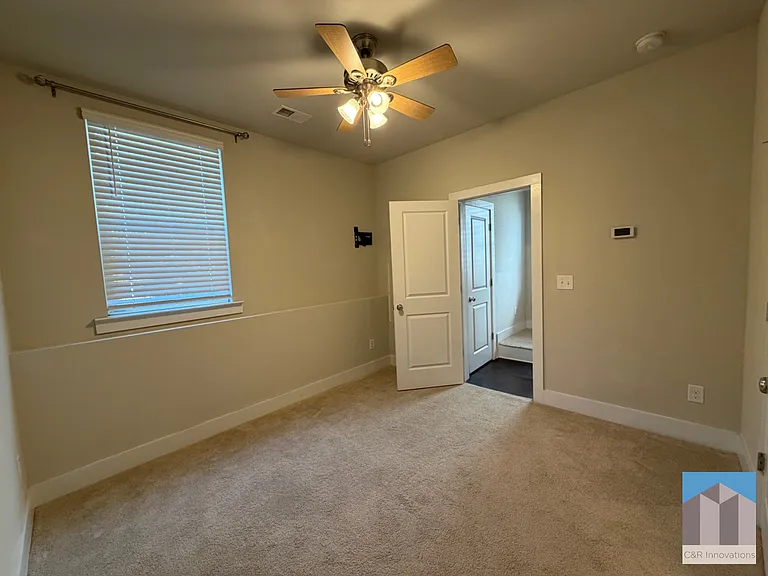 3782 Oxford Cir — Photo 35