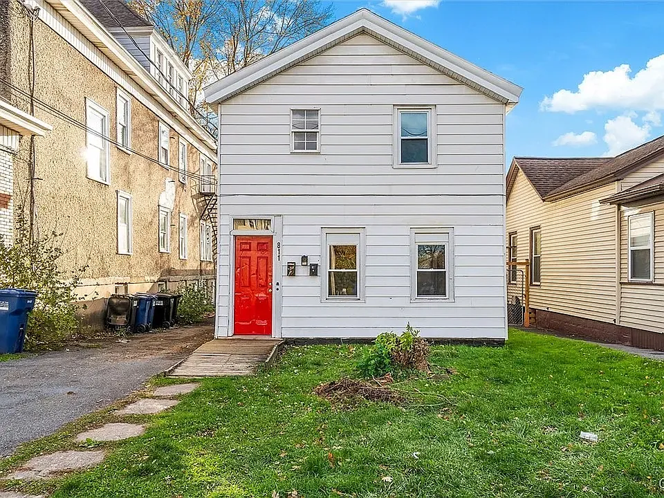 811 First North St #1