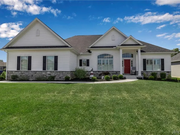 4982 Anfield Rd, Williamsville, NY 14221