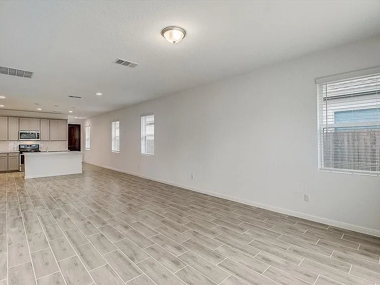 117 Lacey Oak Loop — Photo 12