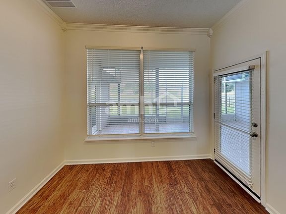 5th image of 12690 Richfield Blvd