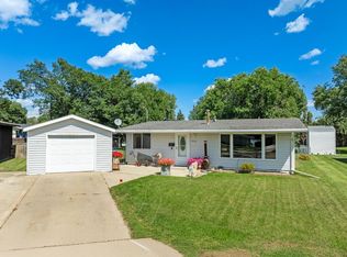 2510 2nd Ave SW, Minot, ND 58701