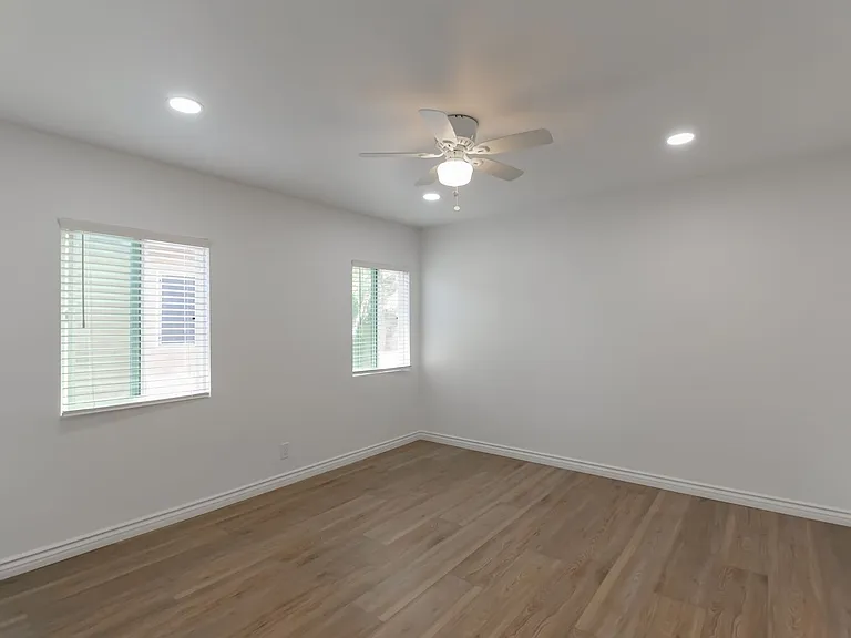 1X-16724 16730 Crenshaw Blvd — Photo 17