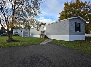 3 Bed 2 Bath Single Section plan