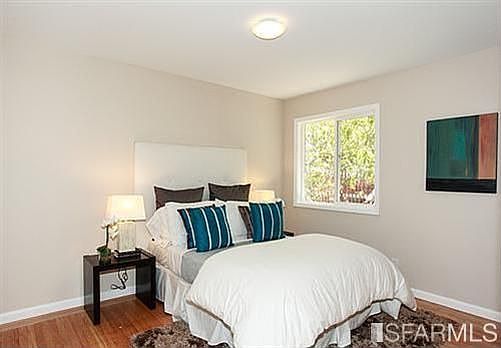 3rd image of 823 Dwight St