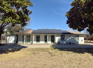 1544 Stainback Rd, Red Oak, TX 75154