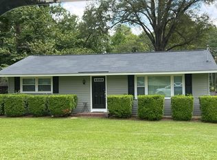720 Hillcrest Dr, Thomson, GA 30824