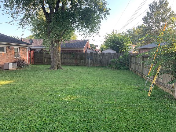 3rd image of 2504 Middleground Dr N