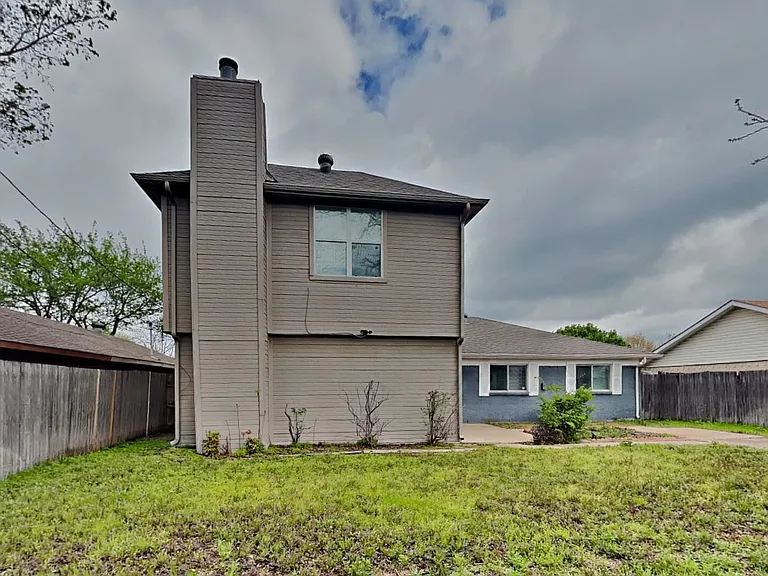 1838 Crooks Ct — Photo 26
