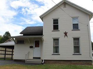 4 Nelson St, Holley, NY 14470