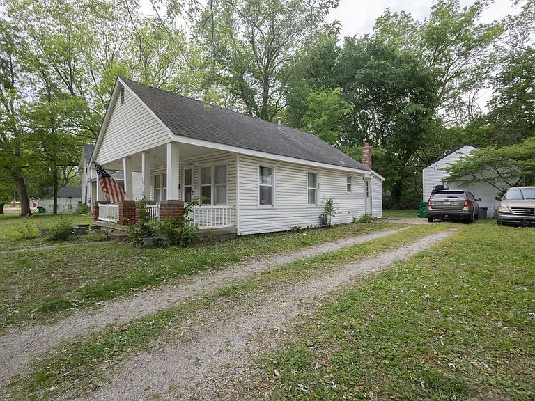 304 W Fort Scott St — Photo 2