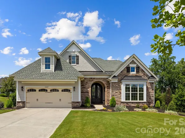 12047 Cove Ct, Charlotte, NC 28278