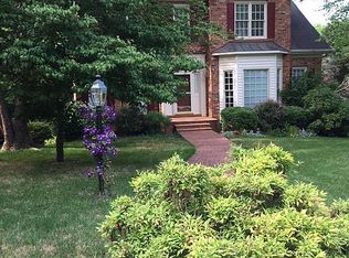 943 Ridge Gate Dr, Lewisville, NC 27023