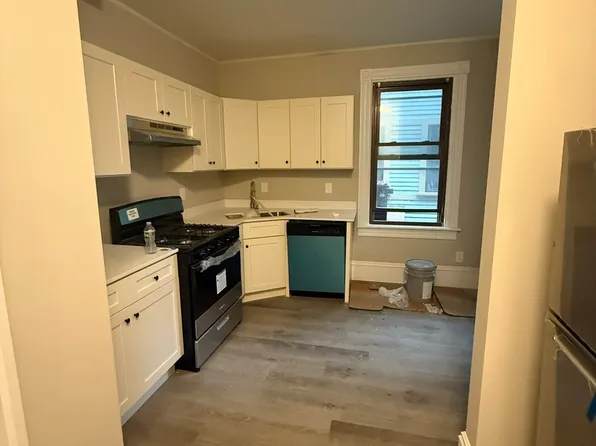 56 Walnut St #3, Somerville, MA 02143