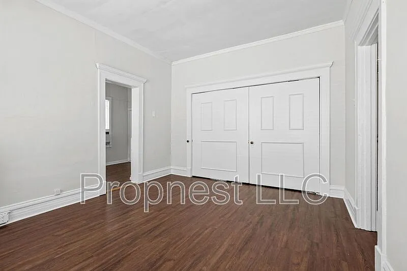 Building Photo - 1306 Carr Ave #5