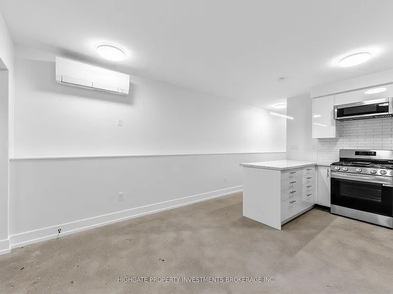 113 Lansdowne Ave #LOWER — Photo 3