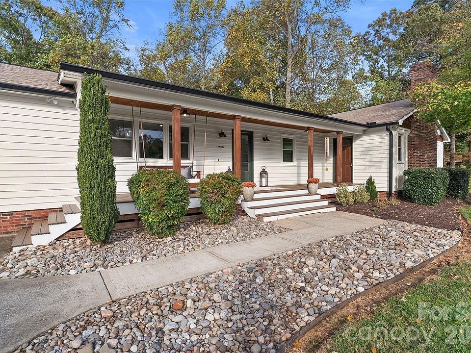 1st image of 1335 Blacksnake Rd