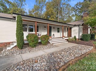 1335 Blacksnake Rd, Stanley, NC 28164