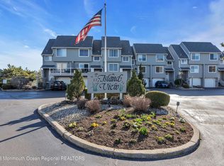 5 Island View Way UNIT 33, Sea Bright, NJ 07760