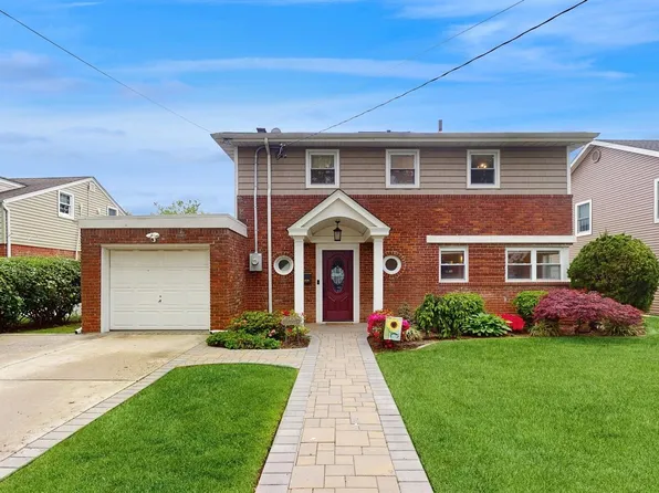 3408 Frederick Street, Oceanside, NY 11572