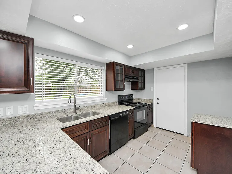 16618 Lonesome Quail Dr — Photo 15