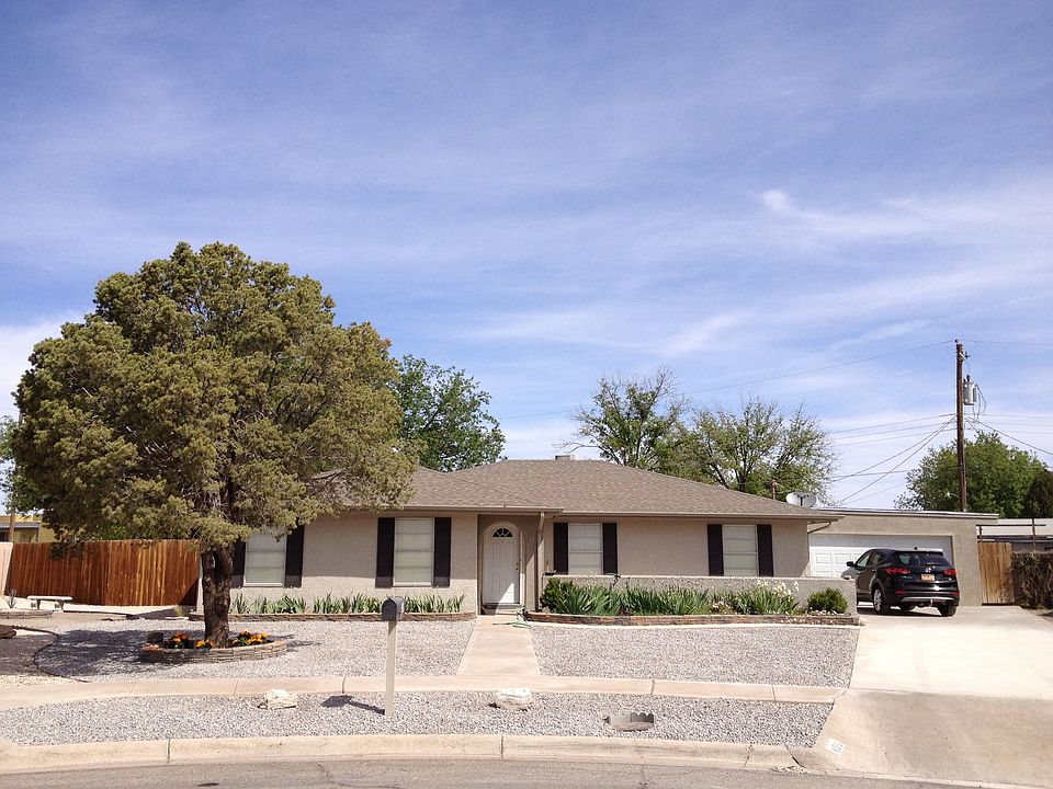 1st image of 401 Park Dr