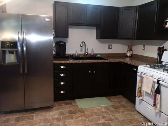 3rd image of 323 W South St