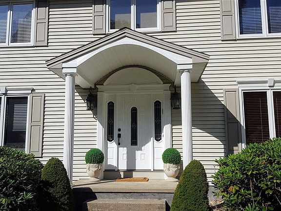 4th image of 33 Wedgewood Dr