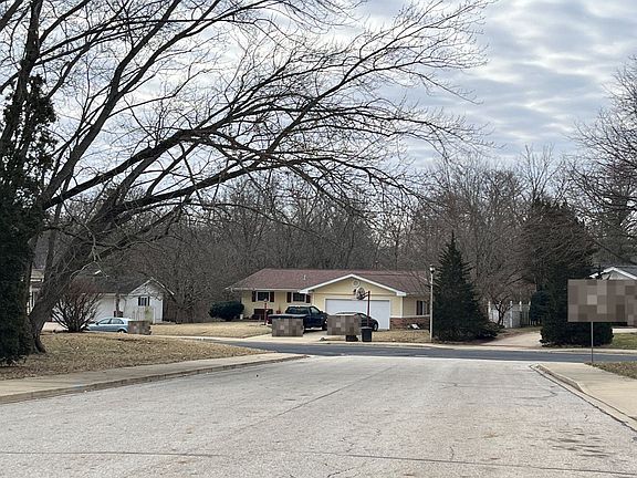 4th image of 2708 N Elmcroft Dr