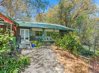 201 Pine Ridge Rd, Ukiah, CA 95482