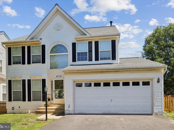 8737 Hackney Dr, Bristow, VA 20136