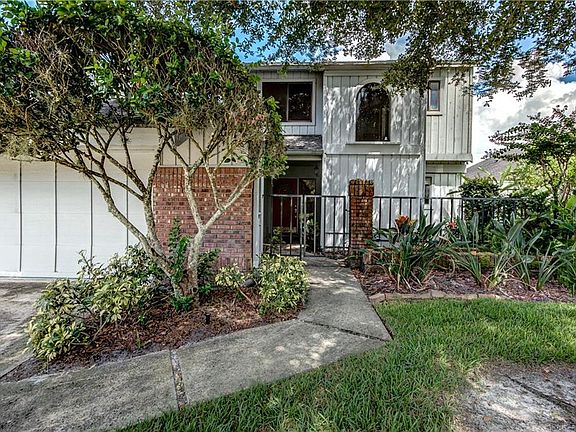 3rd image of 2668 Bent Hickory Cir