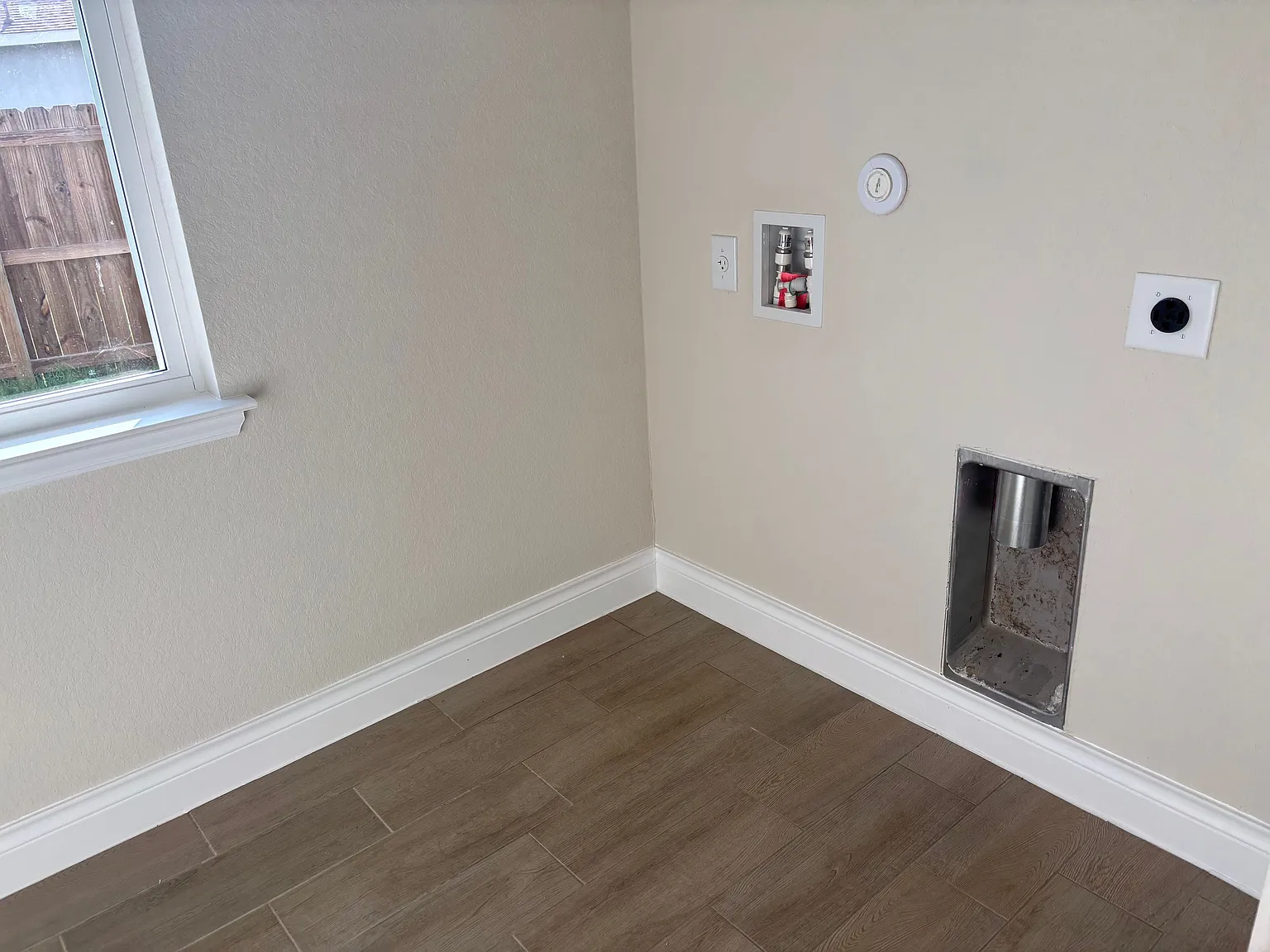 101 Growers Avenue - 1 — Photo 3