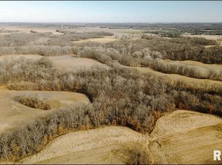 E 500 North Rd #300-E, Oconee, IL 62553