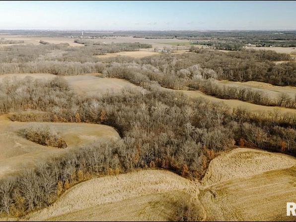 E 500 North Rd #300-E, Oconee, IL 62553