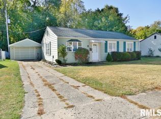 104 Pontiac Rd, Marquette Heights, IL 61554