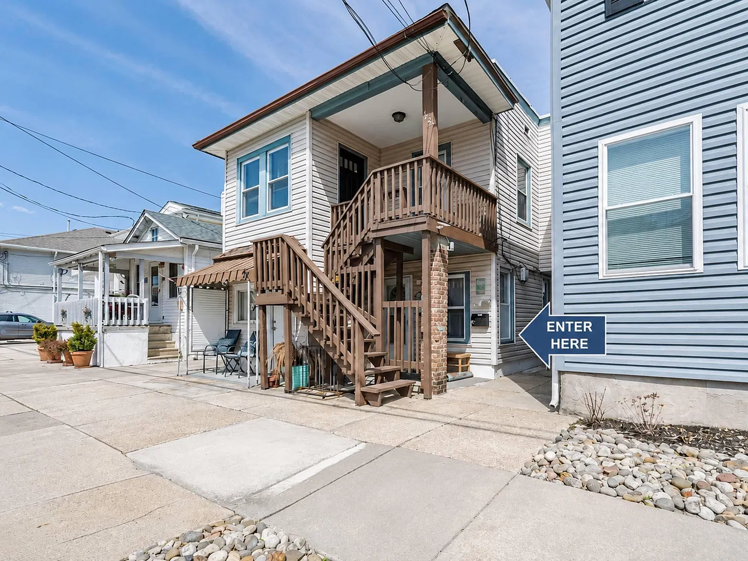 2 bed, 1.0 bath, $1,395 — Photo 2